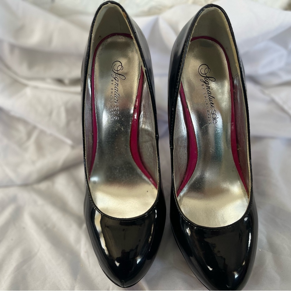 Black Round Toe - image 7